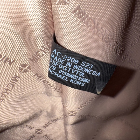 Michael Kors Light Green Tote Bag - Picture 8 of 13